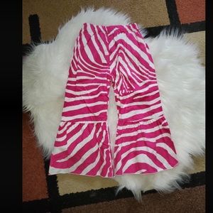 Girl’s boutique zebra print bell bottom pants 3T
